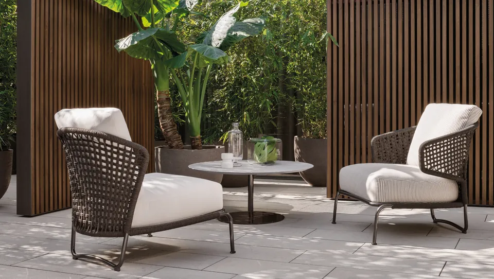 Minotti Aston Cord outdoor armchair and sofa with cord backs, Minotti outdoor furniture