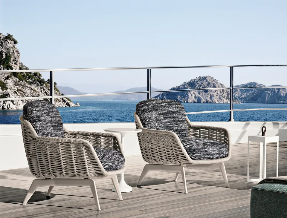 Minotti Belt Cord outdoor furniture, catalog photograph 2