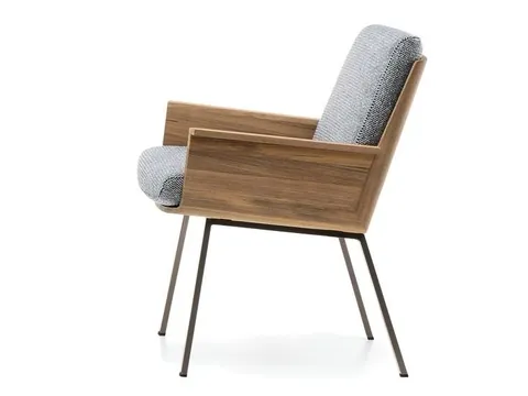 Minotti Daiki outdoor furniture, catalog photograph 4