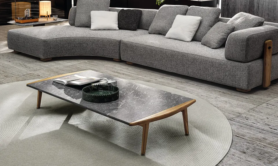 Minotti Fynn teak outdoor dining table with chairs on a terrace, Minotti outdoor furniture