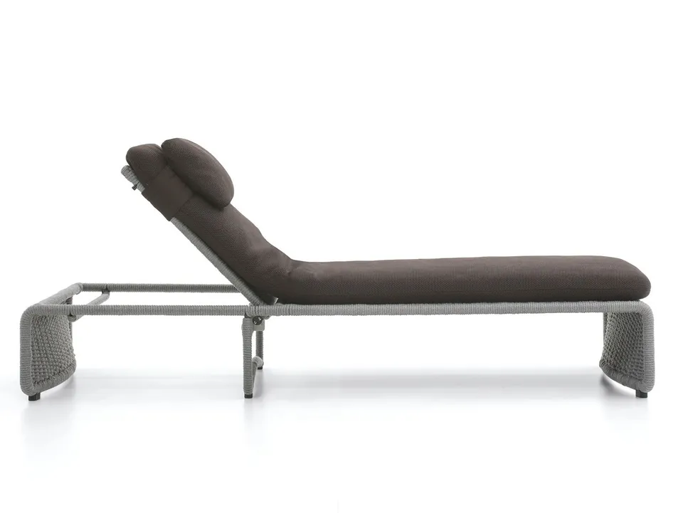Minotti Halley outdoor furniture, catalog photograph 4