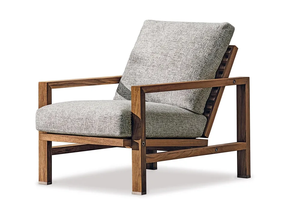 Minotti Quadrado outdoor furniture, catalog photograph 3