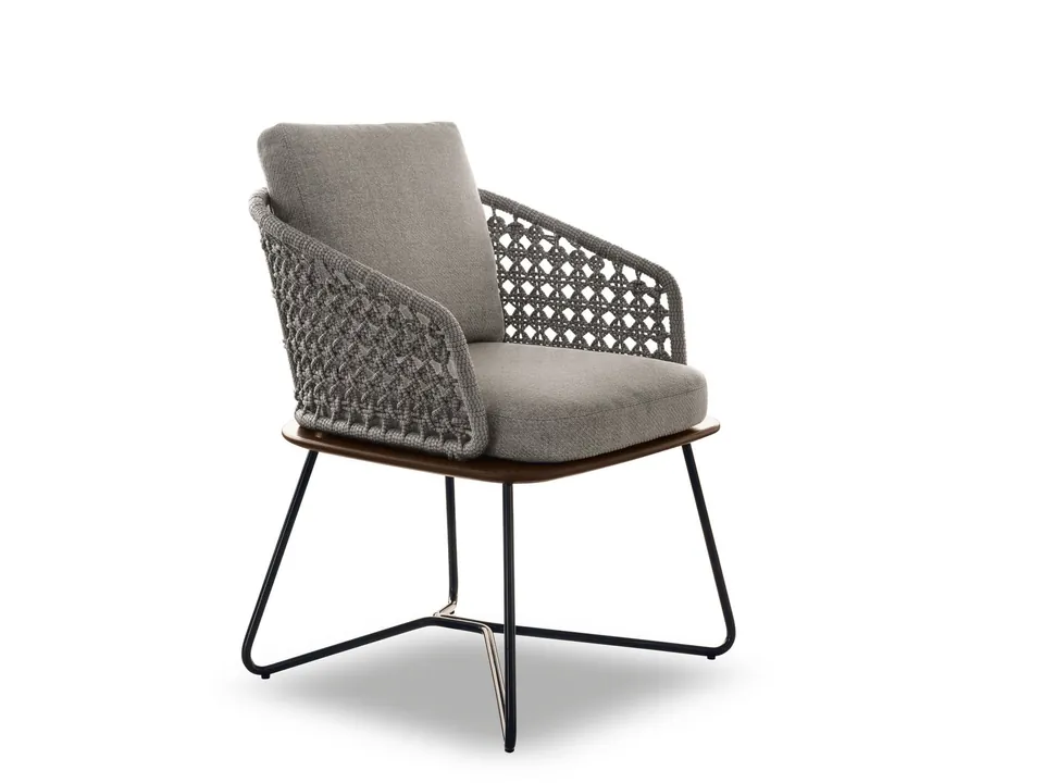 Minotti Rivera outdoor furniture, catalog photograph 4