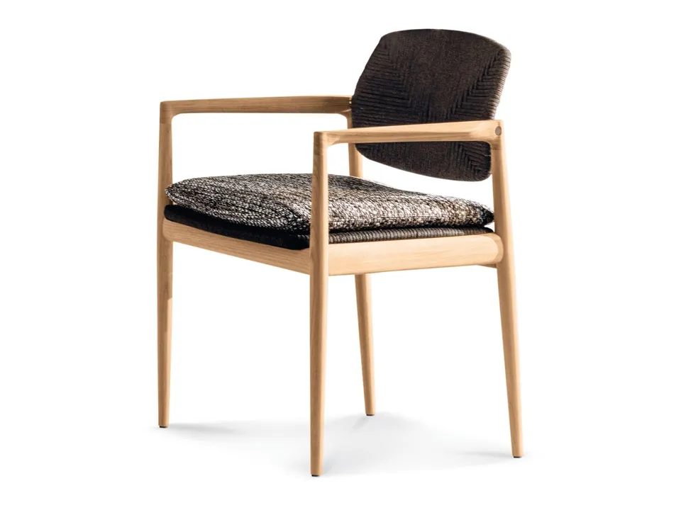 Minotti Yoko Cord outdoor furniture, catalog photograph 3