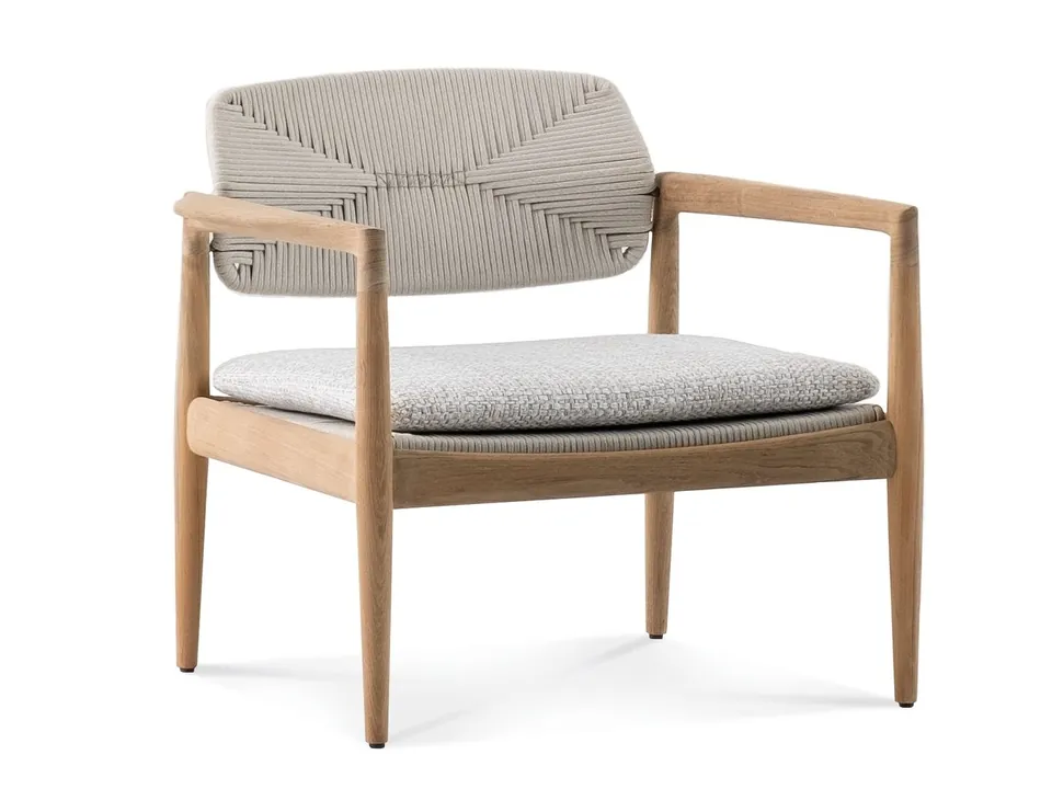 Minotti Yoko Cord outdoor furniture, catalog photograph 2