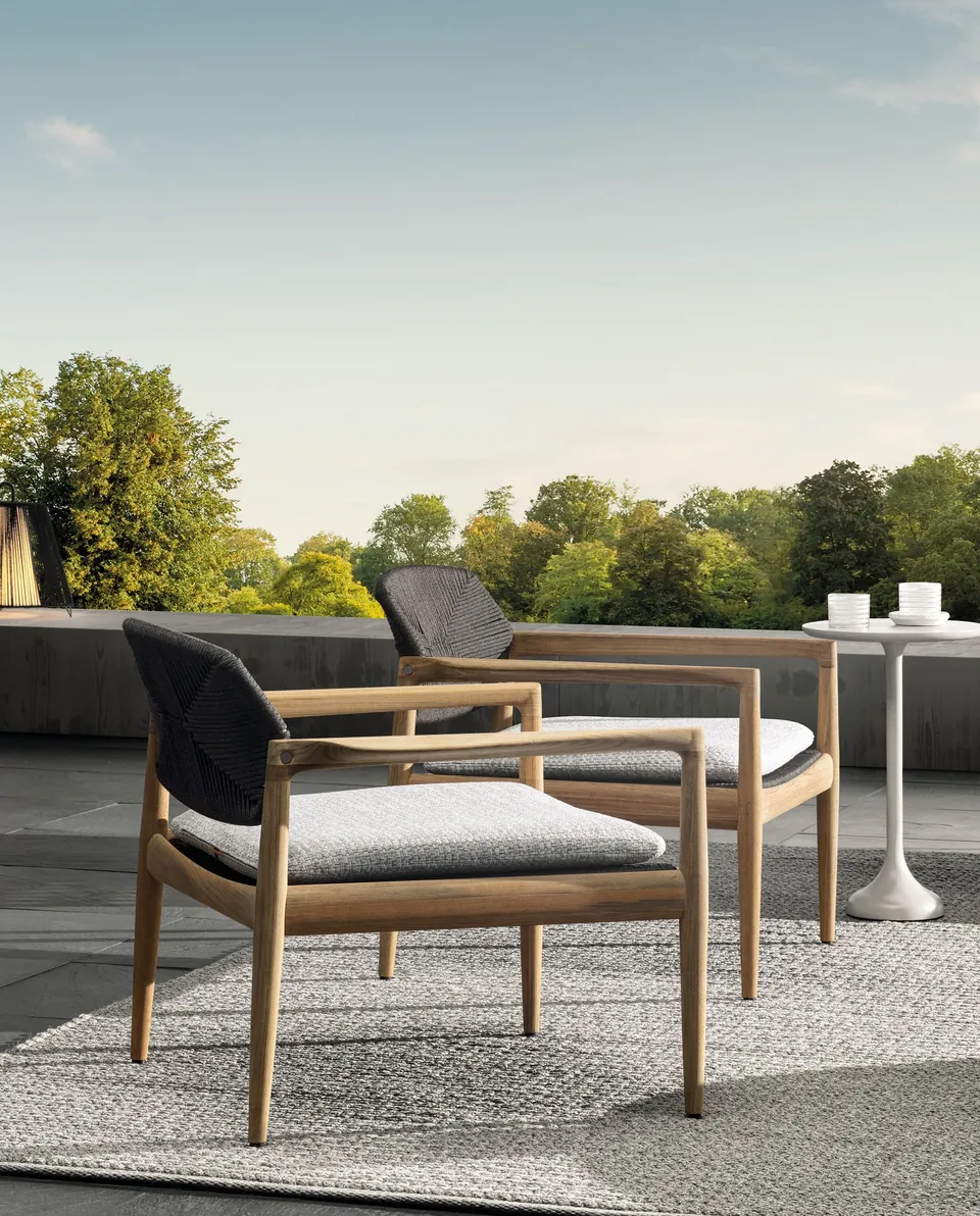 Minotti Yoko Cord outdoor furniture, catalog photograph 1