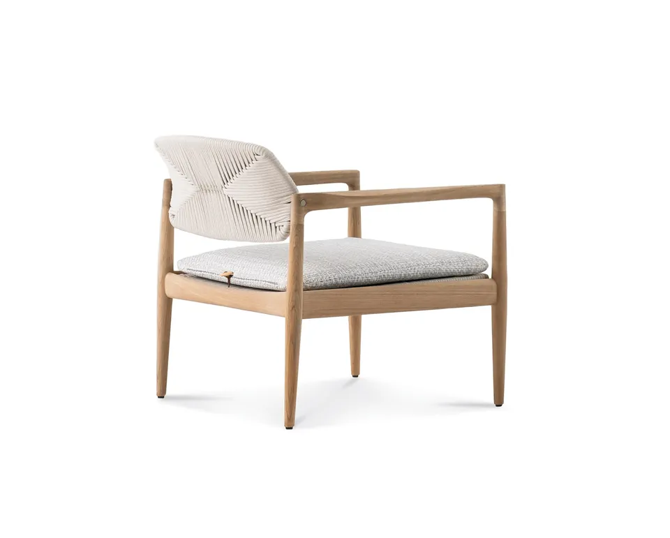 Minotti Yoko Cord outdoor furniture, catalog photograph 4